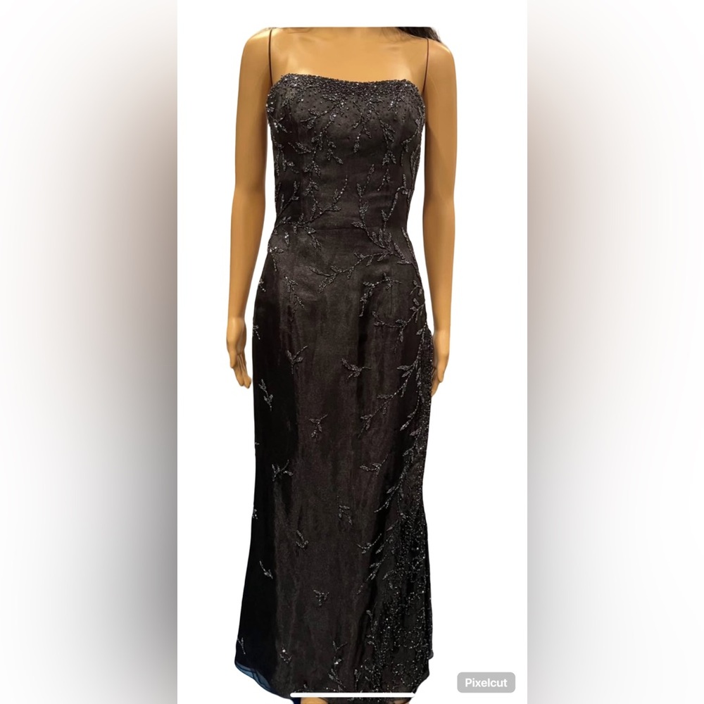 Chic Strapless Black Dress with Embellishments